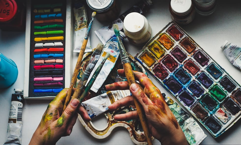 Color Theory in Art: How Artists Manipulate Emotion Through Hue